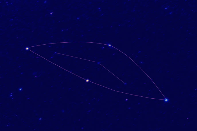 Астеризм 'НЛО' (Летающая тарелка), созвездие Андромеда