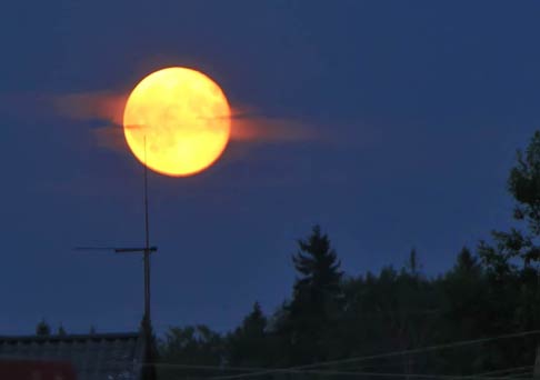 Суперлуние (Supermoon)